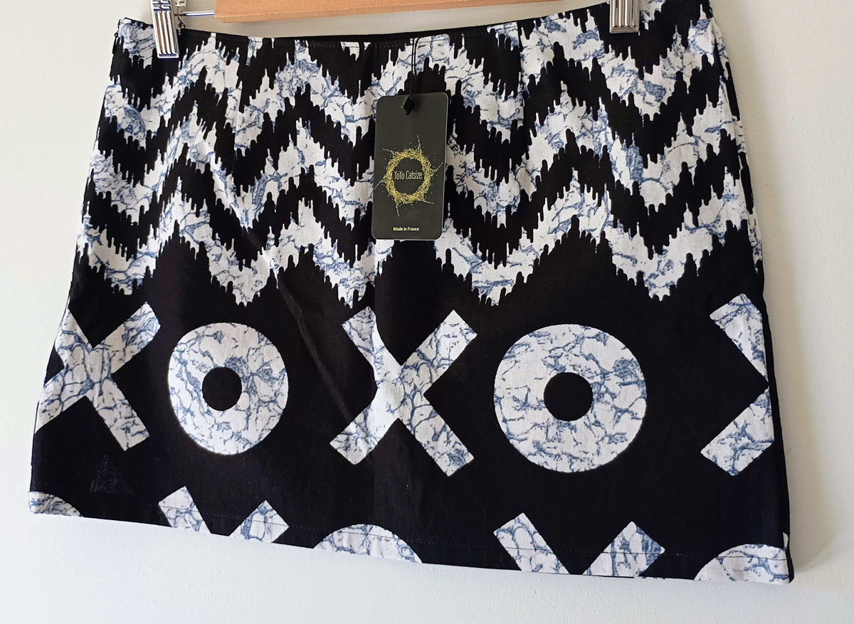 Jupe mini "XOXO"