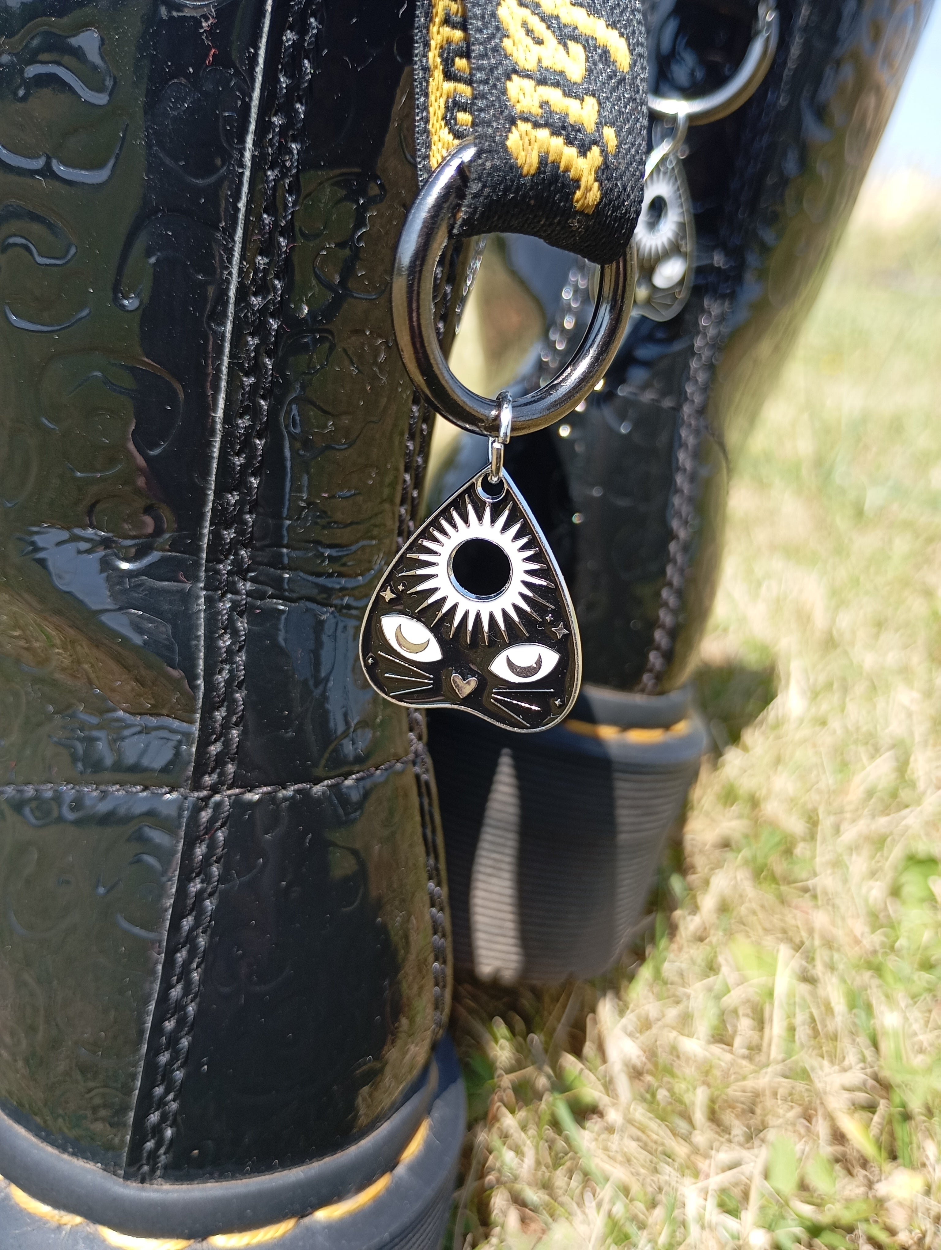 Pendentifs Ouija pour chaussures